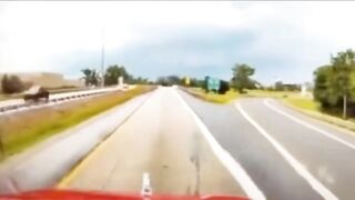 Large SUV Speeding On I-75