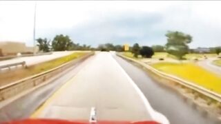 Large SUV Speeding On I-75